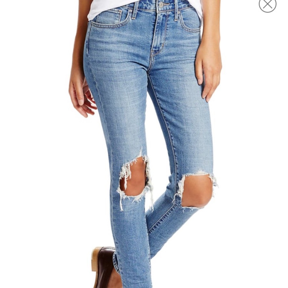 Levi’s 721 Ripped High Waist Skinny Jeans